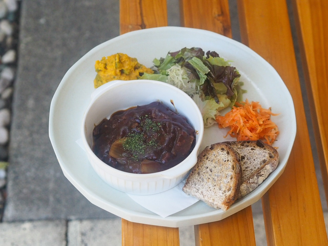 どうもM-1のワイルドカードの投票をしっかりと終えている店主...